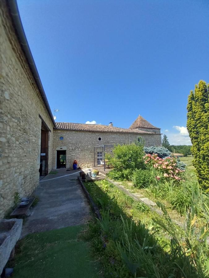 La Yourte Des Merveillaux Riocaud Exteriör bild
